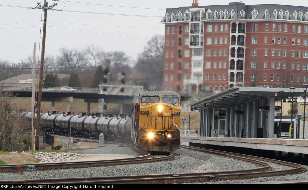 GECX 9513 leads train 6W4 past the new Union Station